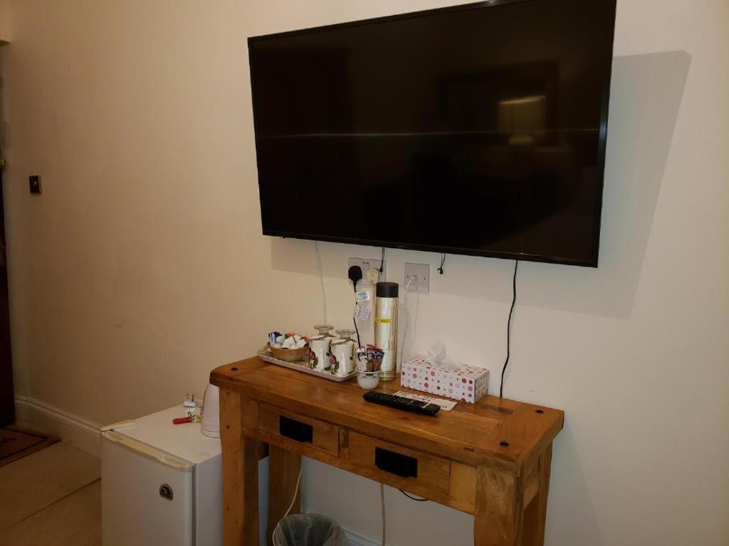 Abingplough House Bed & Breakfast Abingdon-on-Thames ภายนอก รูปภาพ