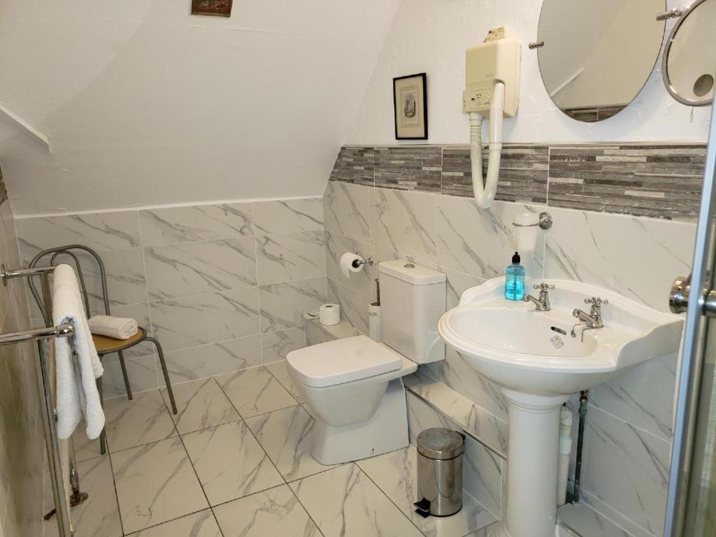 Abingplough House Bed & Breakfast Abingdon-on-Thames ภายนอก รูปภาพ