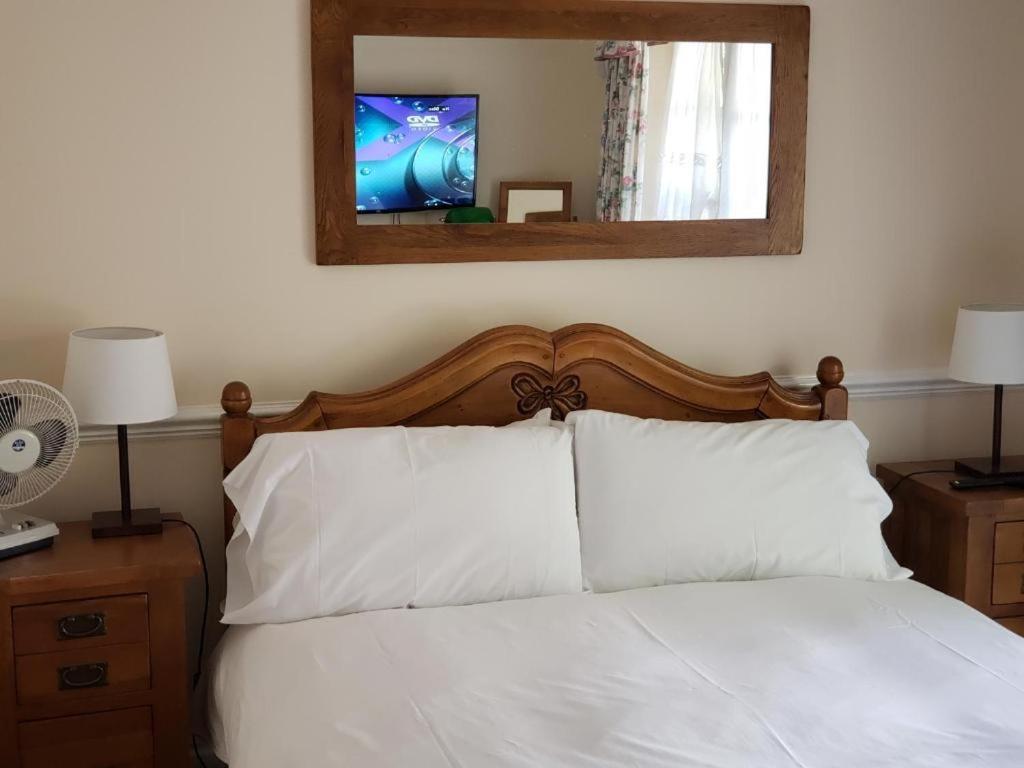 Abingplough House Bed & Breakfast Abingdon-on-Thames ภายนอก รูปภาพ