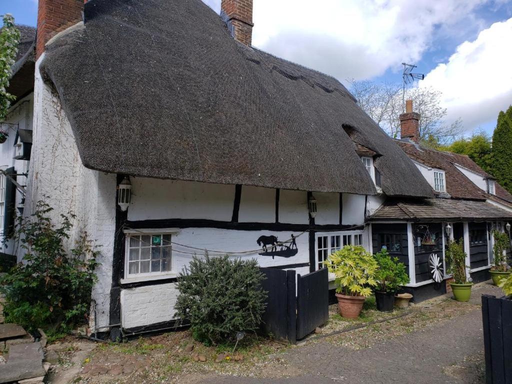 Abingplough House Bed & Breakfast Abingdon-on-Thames ภายนอก รูปภาพ