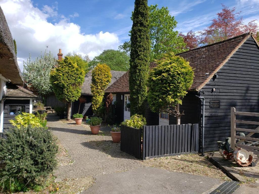 Abingplough House Bed & Breakfast Abingdon-on-Thames ภายนอก รูปภาพ